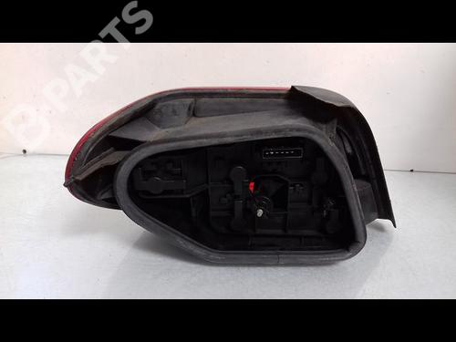 Right taillight CITROËN XSARA (N1) 2.0 HDi 109 | BP8983577C35 