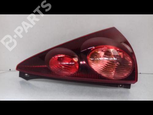 Used Right taillight PEUGEOT 107 (PM_, PN_) 1.0 (68 hp) 10053690