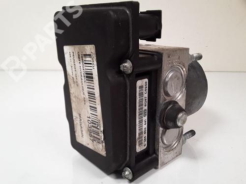 Used ABS pump PEUGEOT 107 (PM_, PN_) 1.0 (68 hp) 8999818