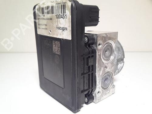 Used ABS pump ABS pump AUDI A3 Sportback (8VA, 8VF) S3 quattro (300 hp) 9002226 9002226