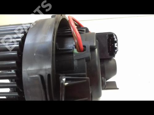 Heater blower motor RENAULT CLIO IV (BH_) 1.5 dCi 90 | BP8981204M62