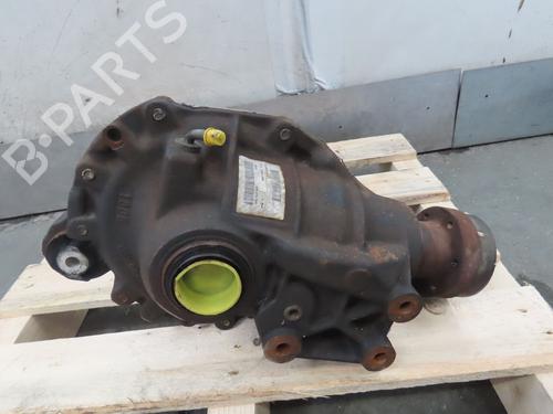 Differensial forvogn LAND ROVER DISCOVERY III (L319) 2.7 TD 4x4 (190 hp) 30950967