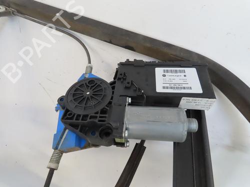 Rudehejsemekanisme Højre foran VW TOUAREG (7LA, 7L6, 7L7) 3.0 V6 TDI (225 hp) 30486707