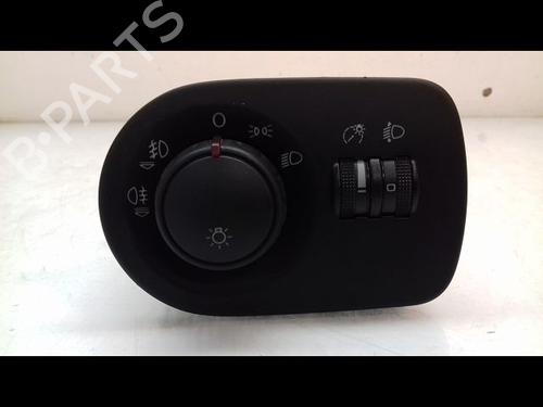 Used Headlight switch SEAT LEON (1P1) 1.9 TDI (105 hp) 10063914