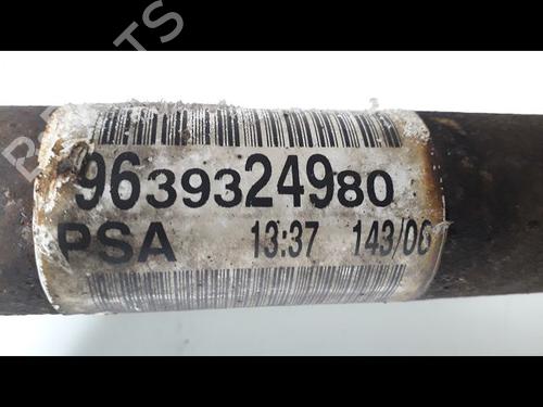 Used Right front driveshaft CITROËN C5 II (RC_) 2.0 16V (RCRFJB, RCRFJC) (140 hp) 10684221