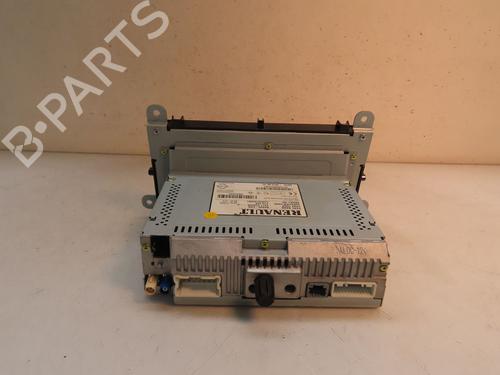 Used Radio RENAULT CLIO IV (BH_) 1.5 dCi 90 (90 hp) 16931300