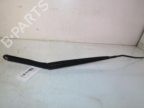 Used Front windshield wiper arm RENAULT CLIO IV (BH_) 1.5 dCi 90 (90 hp) 24442010