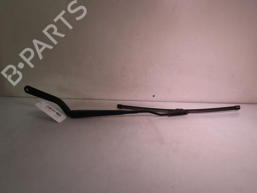 Used Front windshield wiper arm RENAULT TWINGO III (BCM_, BCA_) 0.9 TCe 90 (BCM9, BCM2) (90 hp) 16461577