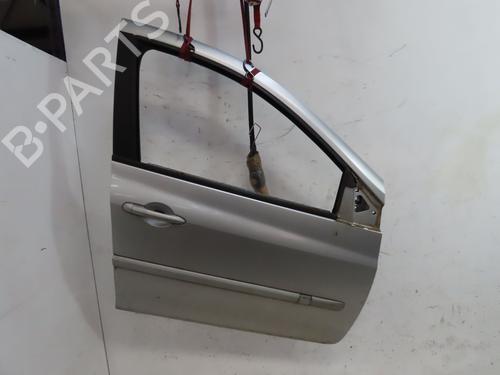 Used Right front door RENAULT CLIO III Grandtour (KR0/1_) 1.5 dCi (KR0F) (86 hp) 30797965