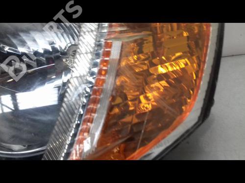 Left headlight MITSUBISHI L200 / TRITON (KA_T, KB_T) 2.5 DI-D 4WD (KB4T) | BP8985982C28 