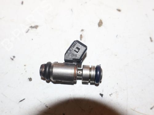 Used Injector Injector FIAT PANDA (169_) 1.2 (169AXF2A, 169AXF1A) (69 hp) 35496008 35496008