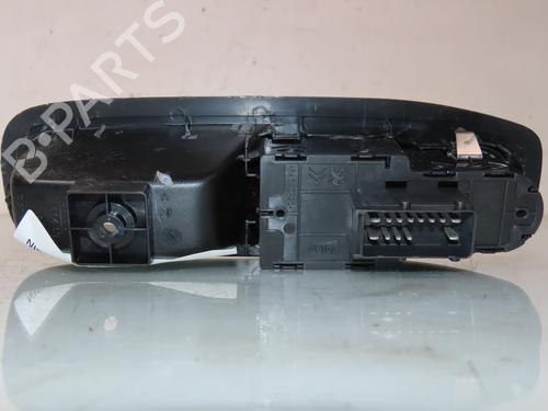 left-front-window-switch-peugeot-208-i-ca_-cc_-2012-2013-2014-2015-2016-2017-2018-2019-2020-2021-25796427 main image