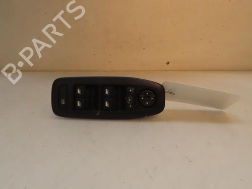 Used Left front window switch Left front window switch PEUGEOT 208 I (CA_, CC_) 1.2 PureTech 82 (82 hp) 18058948 18058948