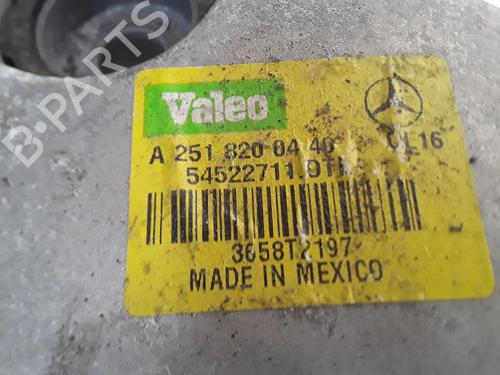 Used Front wiper motor MERCEDES-BENZ R-CLASS (W251, V251) R 320 CDI 4-matic (251.022, 251.122) (224 hp) 9002641