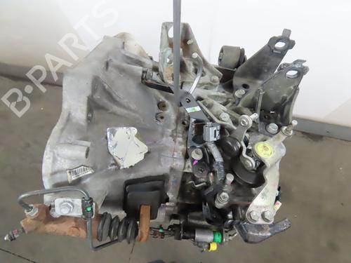 Gearkasse TOYOTA AURIS (_E15_) 2.0 D-4D (ADE150_, ADE150R) (126 hp) 31155212