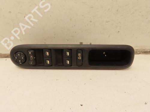 Used Left front window switch PEUGEOT 3008 I MPV (0U_) 2.0 HDi 150 / BlueHDi 150 (150 hp) 33137556