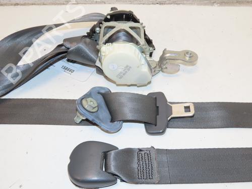 Høyre foran beltestrammer RENAULT CLIO III (BR0/1, CR0/1) 1.5 dCi | BP29621628C88 