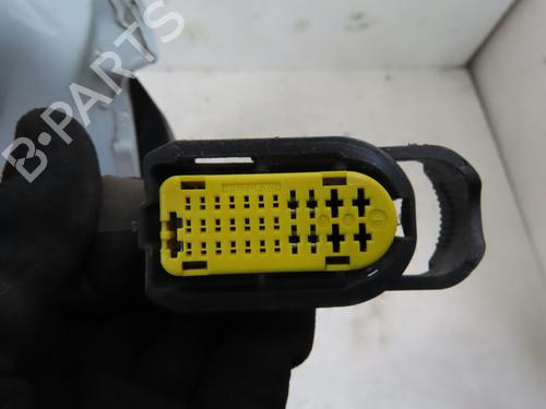 Dør venstre bagtil RENAULT CLIO IV (BH_) 1.5 dCi 90 (90 hp) 31962651