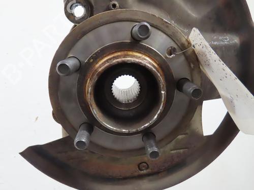 Right front steering knuckle LAND ROVER RANGE ROVER SPORT I (L320) 2.7 D 4x4 | BP18124663M26 