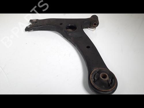 Querlenker links vorne für TOYOTA COROLLA Verso (ZER_, ZZE12_, R1_) 2.2 D-4D (AUR10_, AUR10R) (136 hp) 23150291