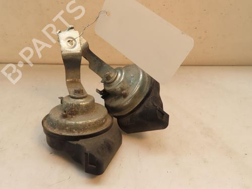 Used Horn MERCEDES-BENZ E-CLASS (W212) E 220 CDI / BlueTEC (212.001, 212.002) (170 hp) 17857530