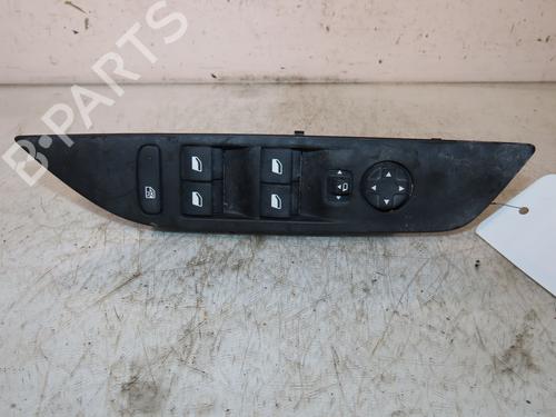 Used Left front window switch PEUGEOT 208 II (UB_, UP_, UW_, UJ_) 1.2 PureTech 130 (131 hp) 20653274