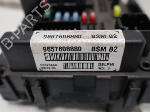 Used Fuse box Fuse box PEUGEOT 307 SW (3H) 1.6 16V (109 hp) 33894037 33894037
