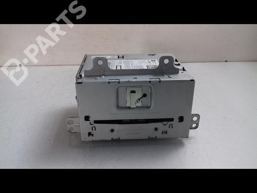Used Radio OPEL ZAFIRA TOURER C (P12) 1.6 CDTI (75) (136 hp) 8980391