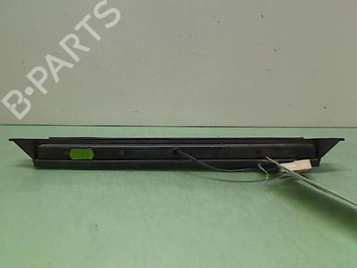 Used Third brake light FIAT SEICENTO / 600 (187_) 1.1 (187AXB, 187AXB1A, 187AXC1A02) (54 hp) 23153684
