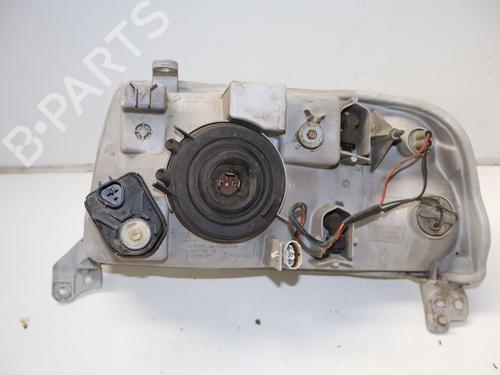 Used Right headlight Right headlight SUZUKI GRAND VITARA I (FT, HT) 2.0 HDI 110 16V 4x4 (SQ420D, TD83V, JA420WD) (109 hp) 36445152 36445152