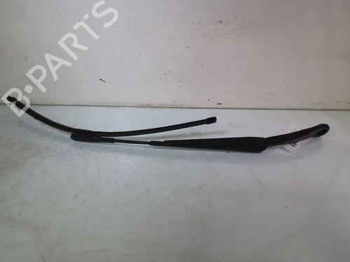 Used Front windshield wiper arm MERCEDES-BENZ A-CLASS (W176) A 180 CDI / d (176.012) (109 hp) 30979990