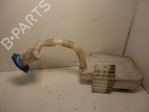 Used Windscreen washer tank Windscreen washer tank 39221466 39221466