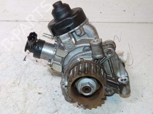 Used Injection pump DACIA SANDERO II 1.5 dCi (90 hp) 30950561