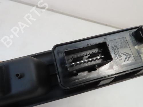 Used Left front window switch PEUGEOT 5008 (0U_, 0E_) 1.6 HDi (112 hp) 24119118