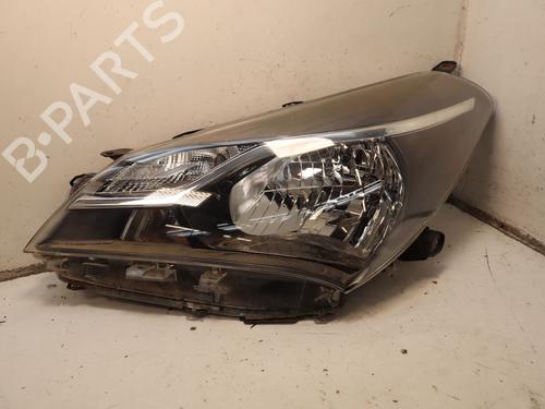 Used Left headlight Left headlight TOYOTA YARIS (_P13_) 1.5 (NSP131_) (112 hp) 33188715 33188715