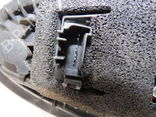 right-taillight-toyota-aygo-_b1_-2005-2006-2007-2008-2009-2010-2011-2012-2013-2014-27438633 main image