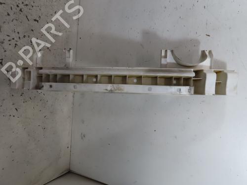 Used Rear bumper reinforcement RENAULT CLIO V (B7_) 1.0 TCe 100 (B7MT) (101 hp) 27489055