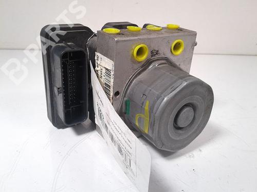Used ABS pump RENAULT KANGOO Express (FW0/1_) 1.5 dCi 90 (FW0G, FW05, FW08, FW11) (90 hp) 10299022