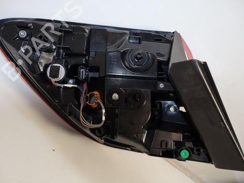 Used Right taillight Right taillight 39221126 39221126