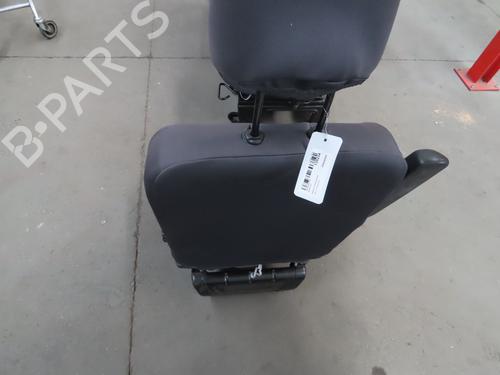 left-front-seat-renault-master-iii-van-fv-2010-25705944 main image