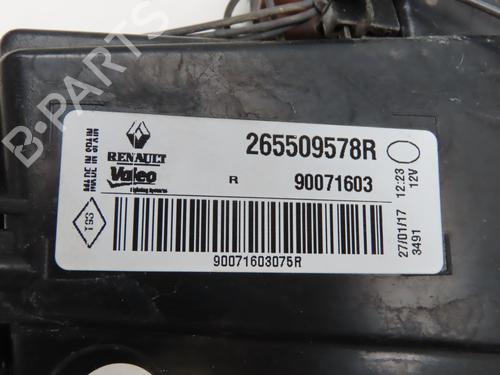 Højre baglygte RENAULT MEGANE IV Hatchback (B9A/M/N_) 1.6 dCi 130 (B9A4) (130 hp) 27581020