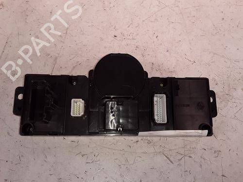 Used Climate control RENAULT KANGOO / GRAND KANGOO II (KW0/1_) 1.5 dCi 85 (KW0K, KW0L, KW0B) (86 hp) 8990696