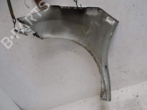 Used Right front fenders Right front fenders 37501040 37501040
