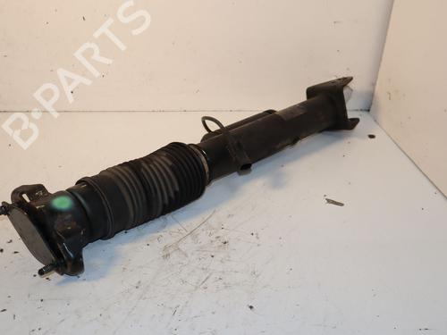Used Left rear shock absorber Left rear shock absorber MERCEDES-BENZ M-CLASS (W166) ML 350 BlueTEC 4-matic (166.024, 166.023) (258 hp) 33632484 33632484