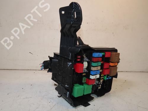 Fuse box CITROËN C3 III (SX) 1.2 PureTech 82 | BP30950776E1