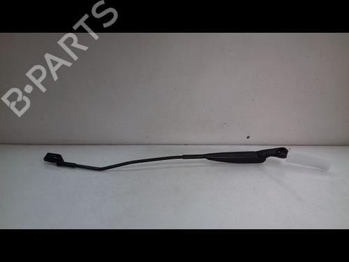 Used Front windshield wiper arm FORD KA (RU8) 1.2 (69 hp) 14958010