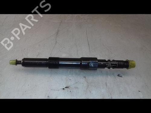 Used Injector FORD MONDEO III (B5Y) 2.0 16V TDDi / TDCi (115 hp) 8983895