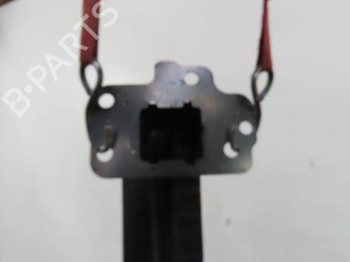 front-bumper-reinforcement-renault-arkana-i-lcm_-ldn_-2019-30117384 main image