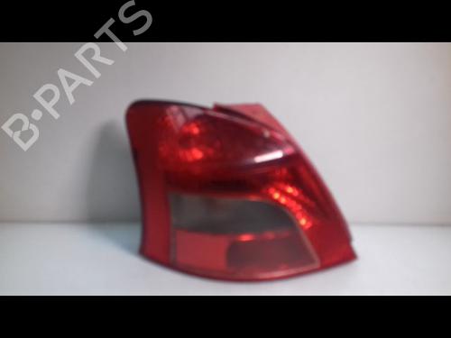 Used Left taillight TOYOTA YARIS (_P9_) 1.4 D-4D (NLP90_, NLP90R) (90 hp) 10490053