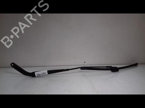 Used Front windshield wiper arm BMW X5 (E70) xDrive 30 d (245 hp) 14894444